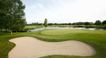 15 GOLF CLUB